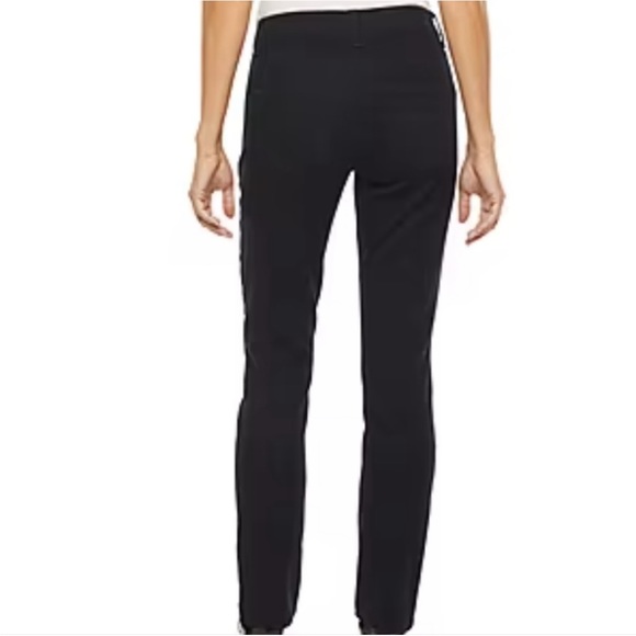 NWT‎ Liz Claiborne Black Classic Skinny Jeans Size 12 Flex Fit - Picture 2 of 14